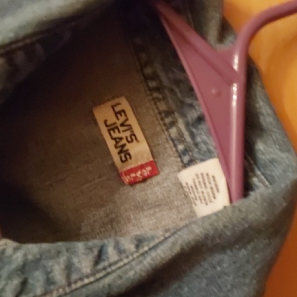 Levi's Blue Button Down Collar Shirt - Picture 6 of 6